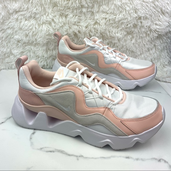 nike ryz 365 white washed coral